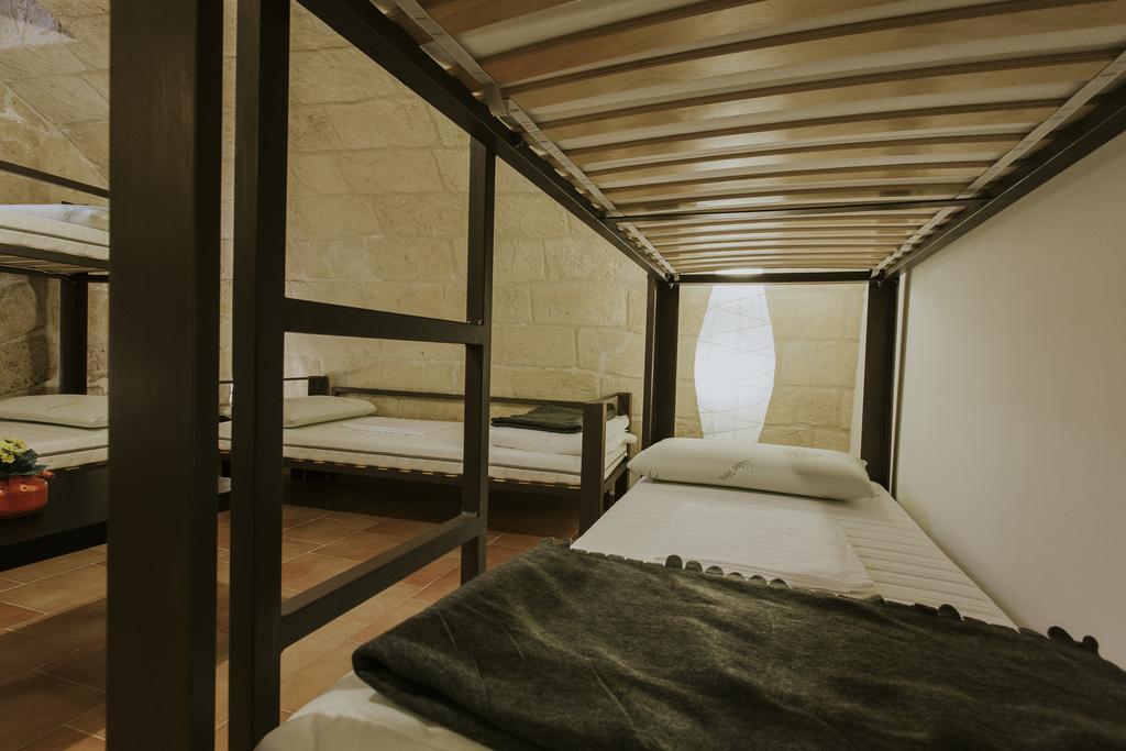 Ostello Dei Sassi - Rooms And Beds ماتيرا المظهر الخارجي الصورة
