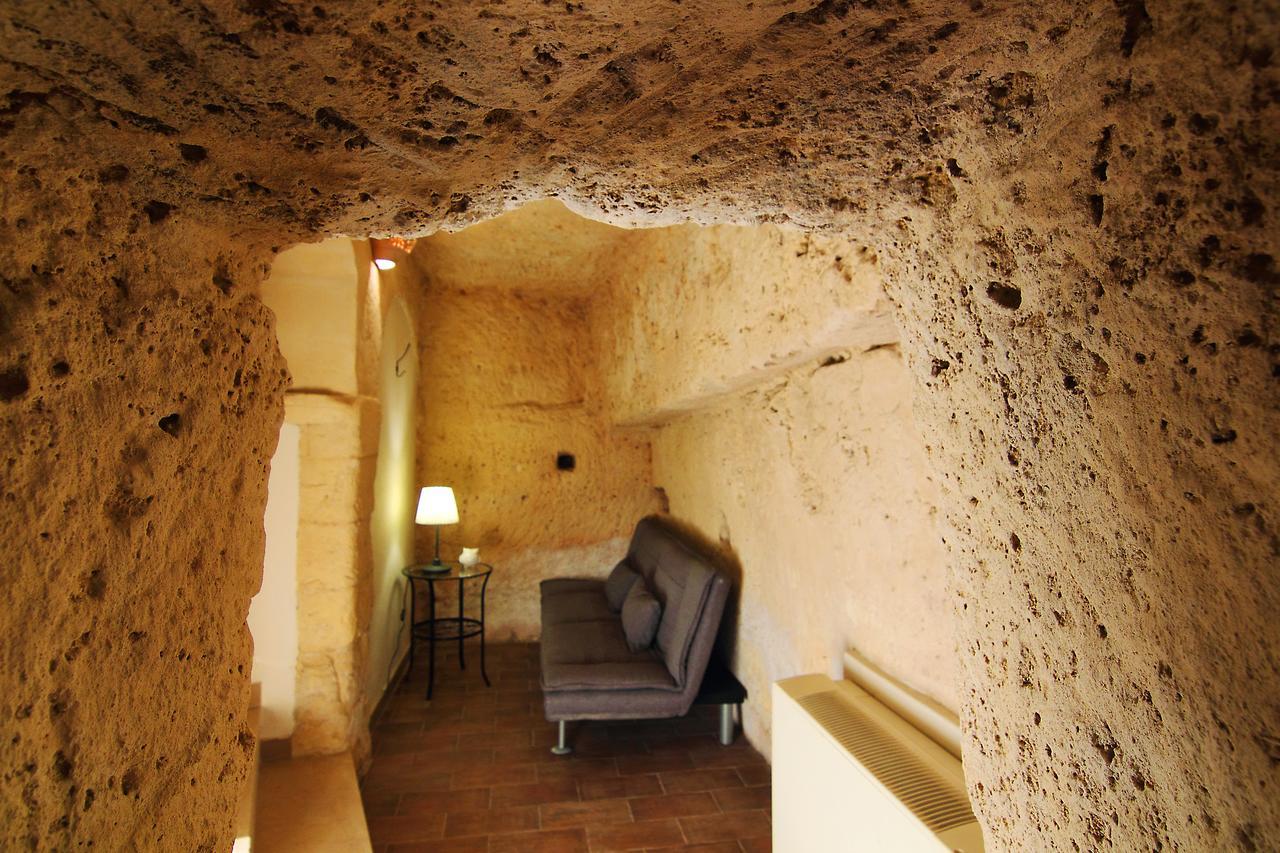 Ostello Dei Sassi - Rooms And Beds ماتيرا المظهر الخارجي الصورة