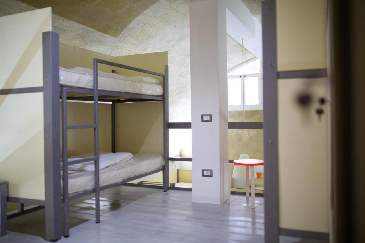 Ostello Dei Sassi - Rooms And Beds ماتيرا الغرفة الصورة